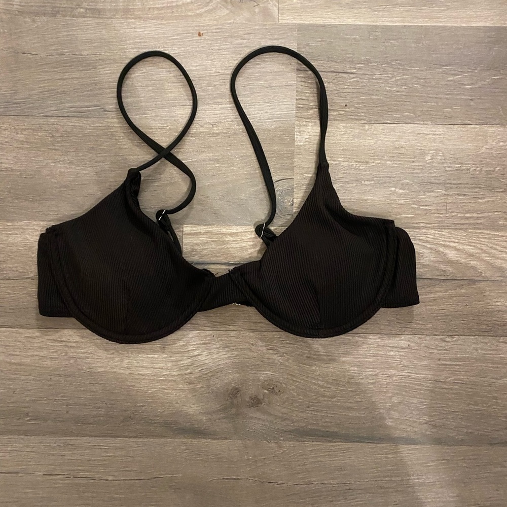 ribbed underwire top